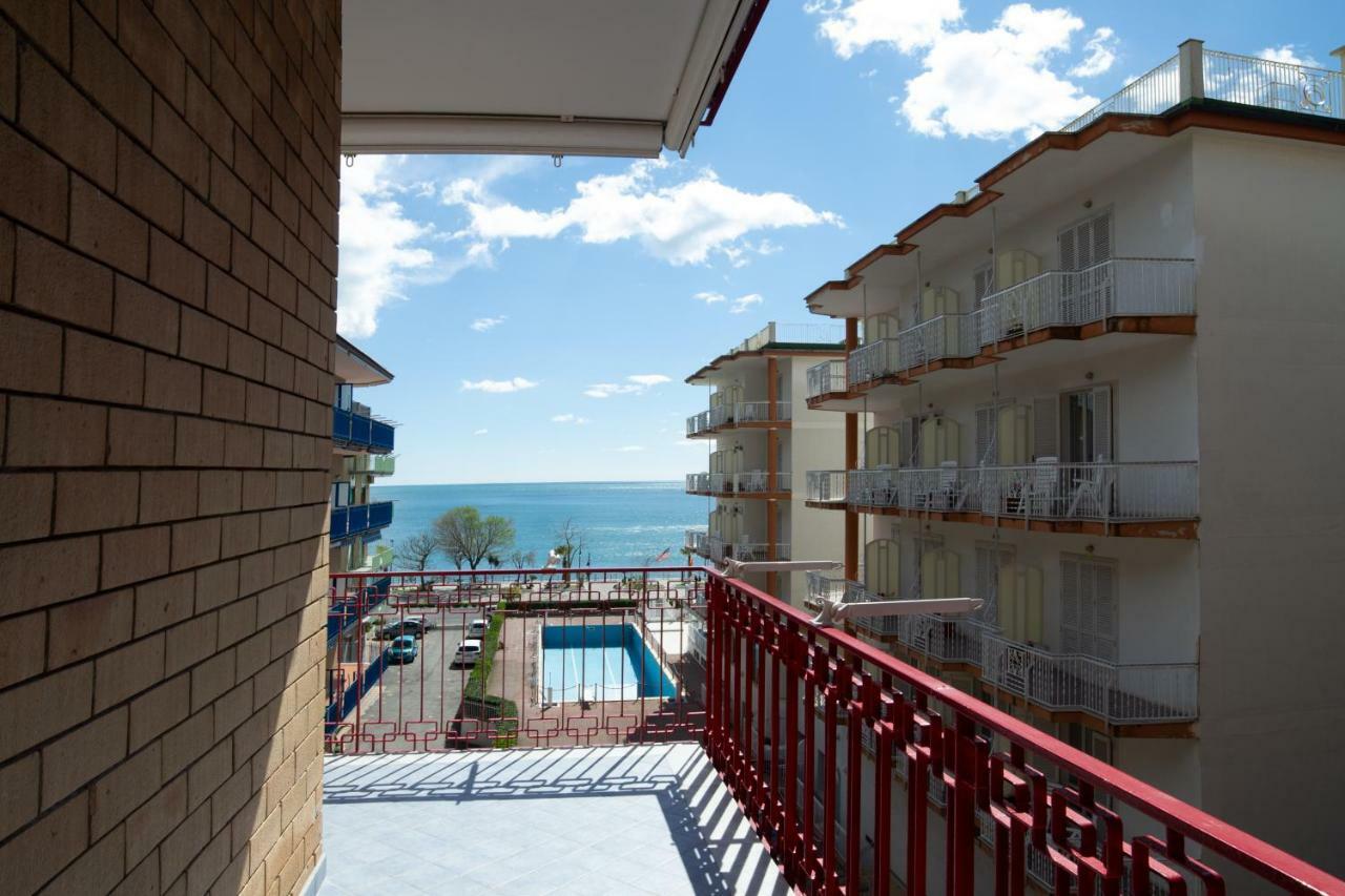 Panorama Host - Domus Amalfi Coast Apartment Maiori Exterior photo